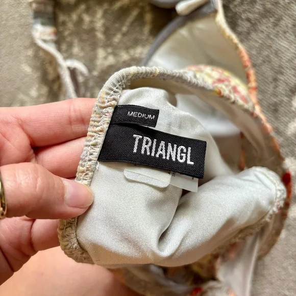 Triangl Bikini Set - Picture 4 of 7